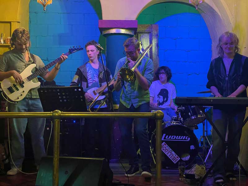 - Dante Kierstead Leo Cox Trio